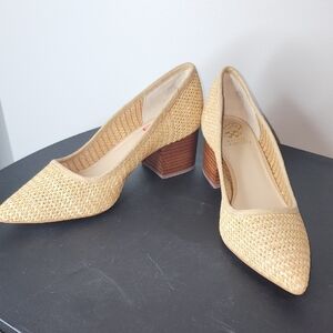 Women's Beige Woven Block Heel Shoes